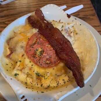 The Old Talbott Tavern - Hot brown - Bars Near Me - Bardstown, Kentucky