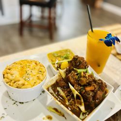 Island Cho - Stew Chicken