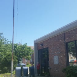 US Post Office - Front entrance on street side