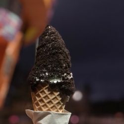 Twistee Treat - Poinciana - Oreo Topped Vanilla Twist