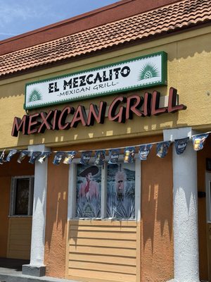 El Mezcalito Mexican Grill by null