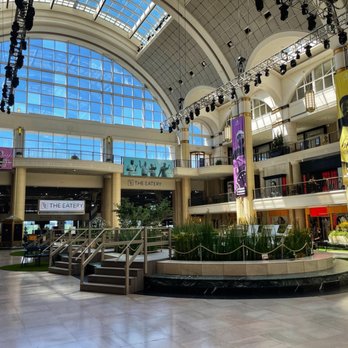 Tower City Center - Indoor park - Shopping Centers Near Me - Cleveland, Ohio Tower City Center - Indoor park - Shopping Centers Near Me - Cleveland, Ohio