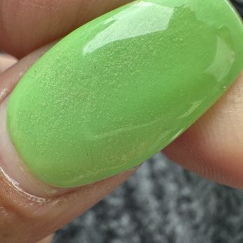 Christina Nail Spa - Gel peeled off and I said I DO NOT like gel - Waxing Near Me - Braintree, Massachusetts