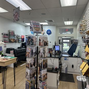 Mail Stop Package Hub Business Center - Shipping Centers Near Me - Boynton Beach, Florida Mail Stop Package Hub Business Center - Shipping Centers Near Me - Boynton Beach, Florida