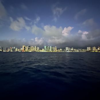 Oahu Boat Cruises - Boat Charters Near Me - Honolulu, Hawaii Oahu Boat Cruises - Boat Charters Near Me - Honolulu, Hawaii