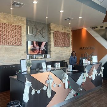 MassageLuXe - Front desk - Massage Near Me - San Antonio, Texas MassageLuXe - Front desk - Massage Near Me - San Antonio, Texas