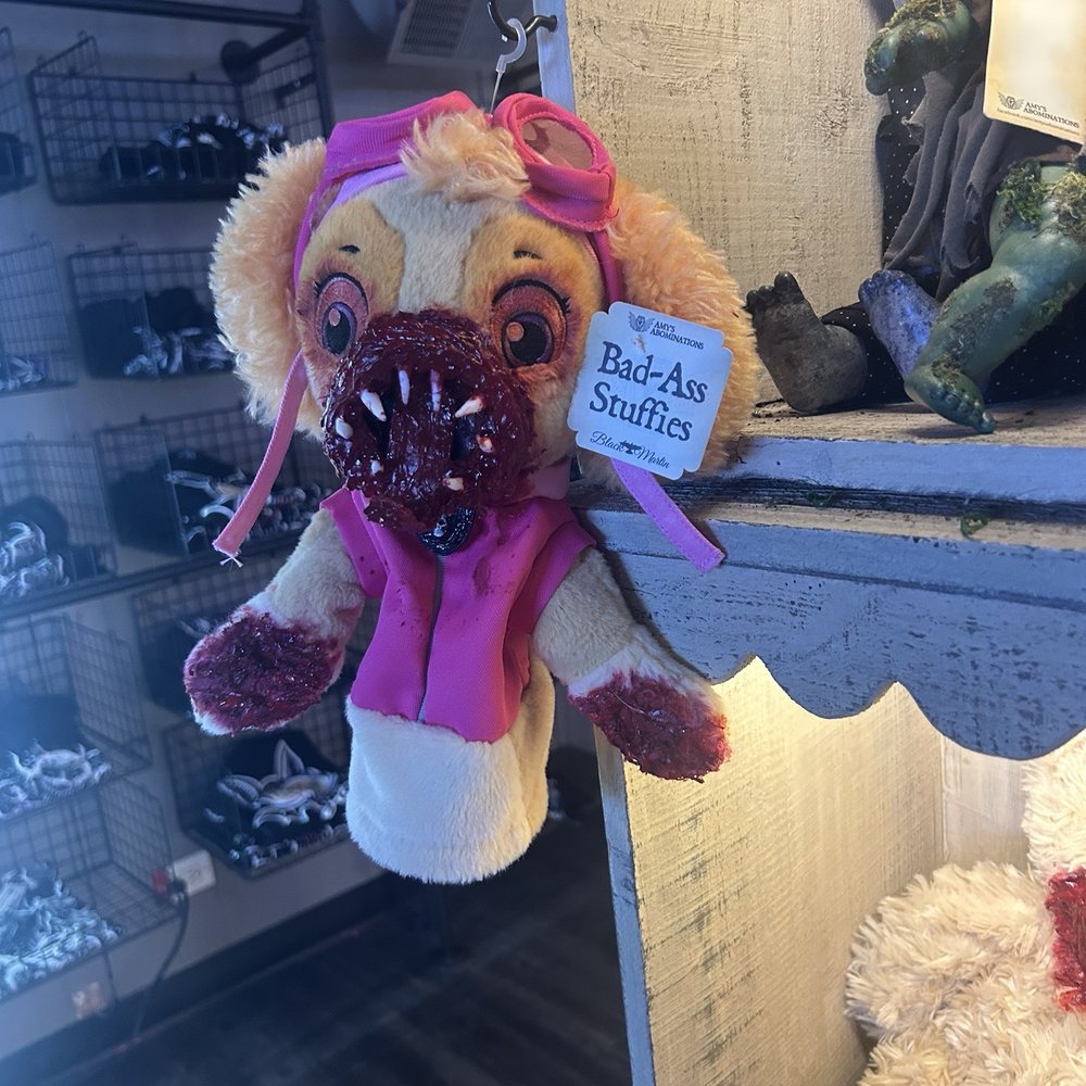 Ghoulish Mortals - Props Near Me - St. Charles, Illinois