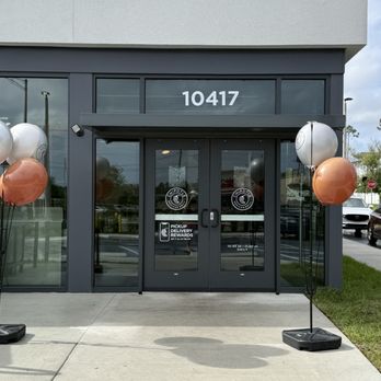 Chipotle Mexican Grill - Entrance - Fast Food Near Me - Riverview, Florida