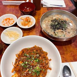 Koreander Restaurant - 3 banchans, soup for each, Belly Squid Dupbap and Manduguk