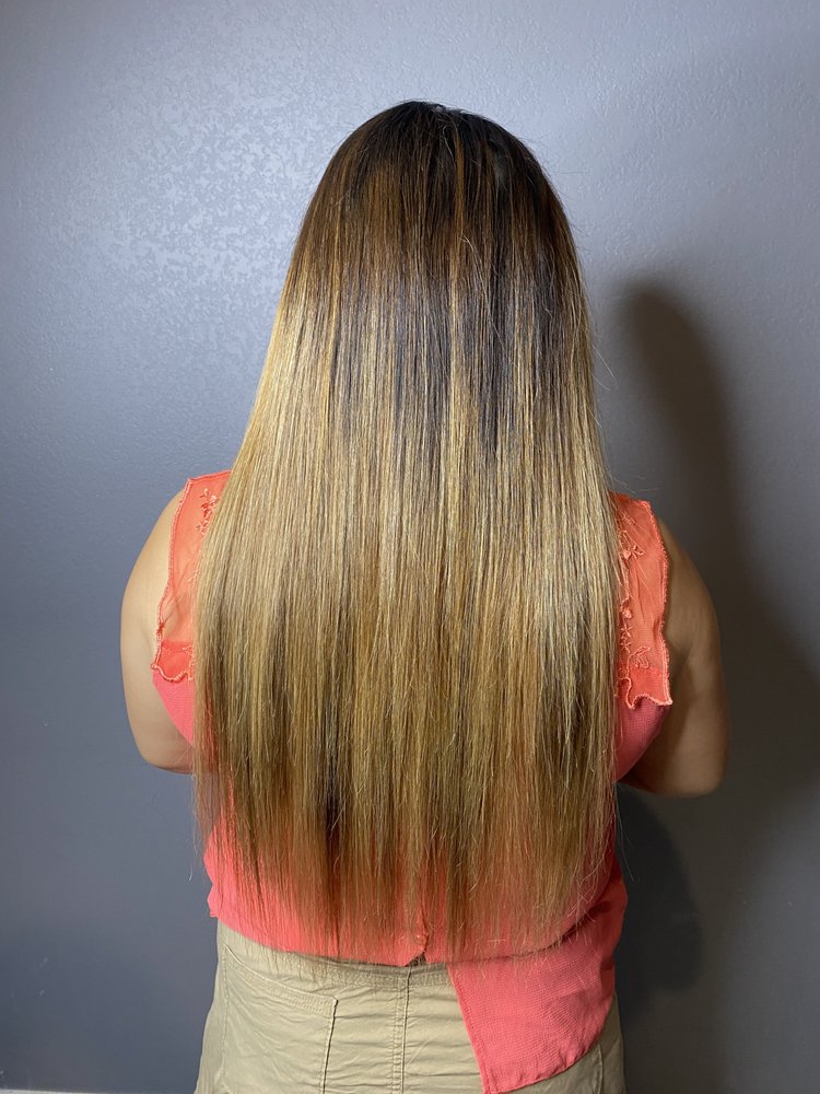 Xoxo Hair By Jessica Logo