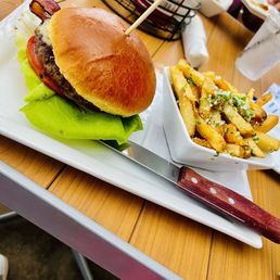 The hause burger