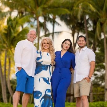 Frank Bernasek Photography - Session Photography Near Me - Lahaina, Hawaii Frank Bernasek Photography - Session Photography Near Me - Lahaina, Hawaii