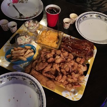 Old School Diner - Wheelchair Platter !!! - Seafood Near Me - Harris Neck, Georgia