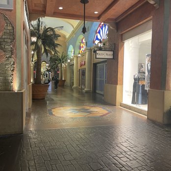 The Quarter - Shopping Centers Near Me - Atlantic City, New Jersey