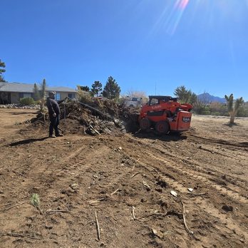 Dirty Deeds Grading - Junk Removal & Hauling Near Me - Kingman, Arizona