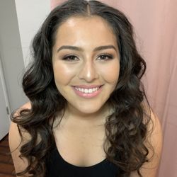 SL Beauty - Makeup Application