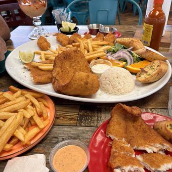 Mariscos Altamar - Family fish platter - Seafood Near Me - Corpus Christi, Texas Mariscos Altamar - Family fish platter - Seafood Near Me - Corpus Christi, Texas