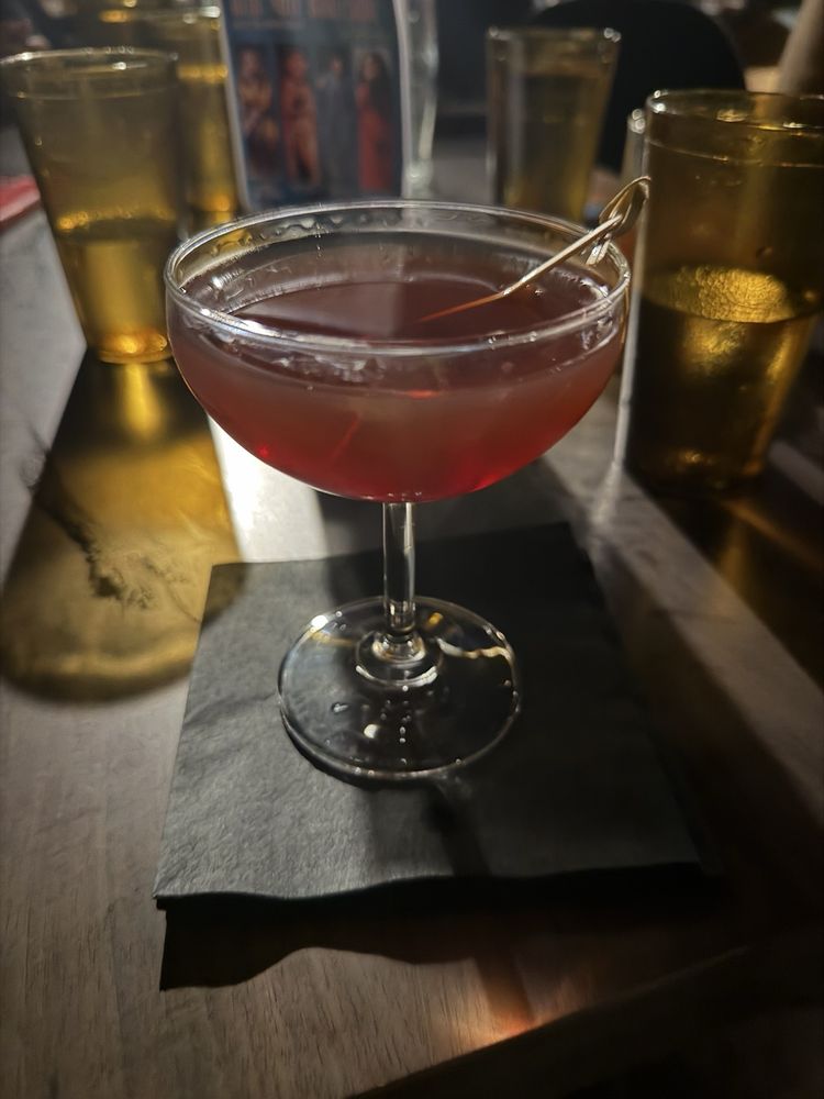 Sid Gold's Request Room