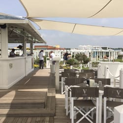 V Lounge Beach - Ristorazione ad un ottimo livello