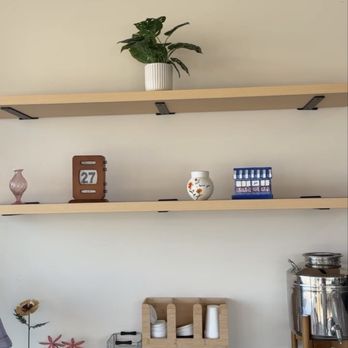 Salt & Foam Coffee - Cute decor - Coffee & Tea Near Me - Newport Beach, California Salt & Foam Coffee - Cute decor - Coffee & Tea Near Me - Newport Beach, California