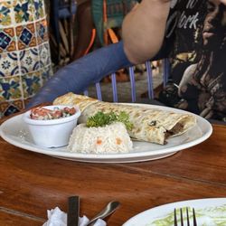 La Parrilla - As you can see in the corner of the picture, the guac is gone their best dish yet