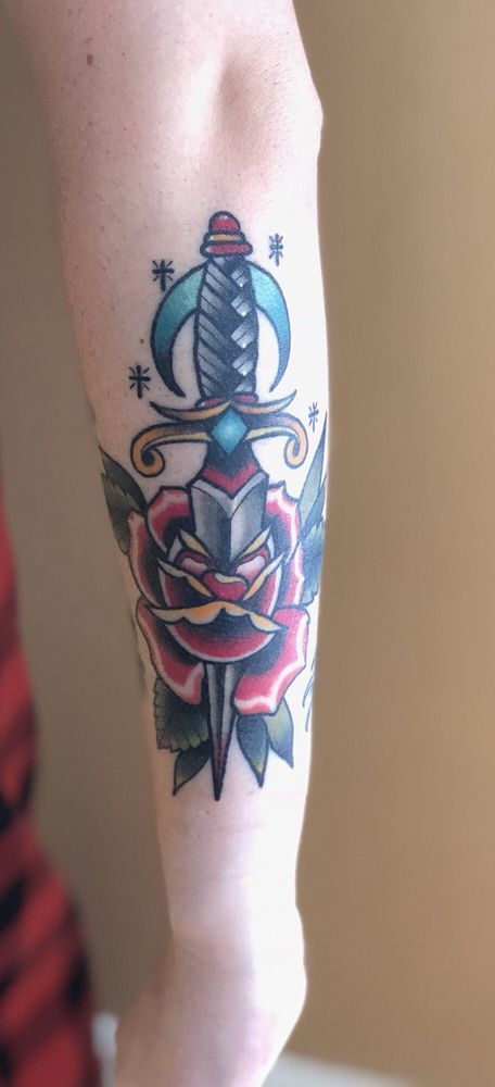 Ideal Americana Tattoo Company Logo