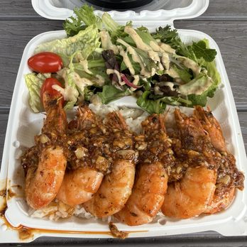 Amy's Shrimp And Poke Shack - Famous Hawaiian Garlic Shrimp Plate - Poke Near Me - Honolulu, Hawaii Amy's Shrimp And Poke Shack - Famous Hawaiian Garlic Shrimp Plate - Poke Near Me - Honolulu, Hawaii