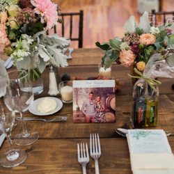 The Shoreline Vine - The Shoreline Vine oil and vinegar wedding favor. Photo: Molly Lo Photography