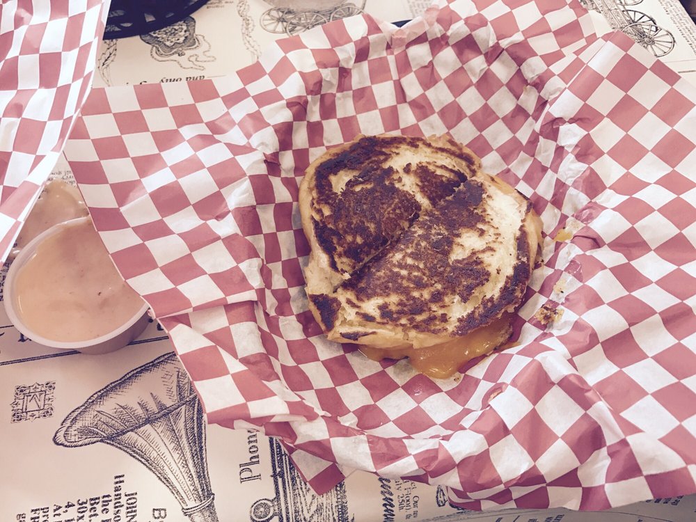 Bogey's Burgers
