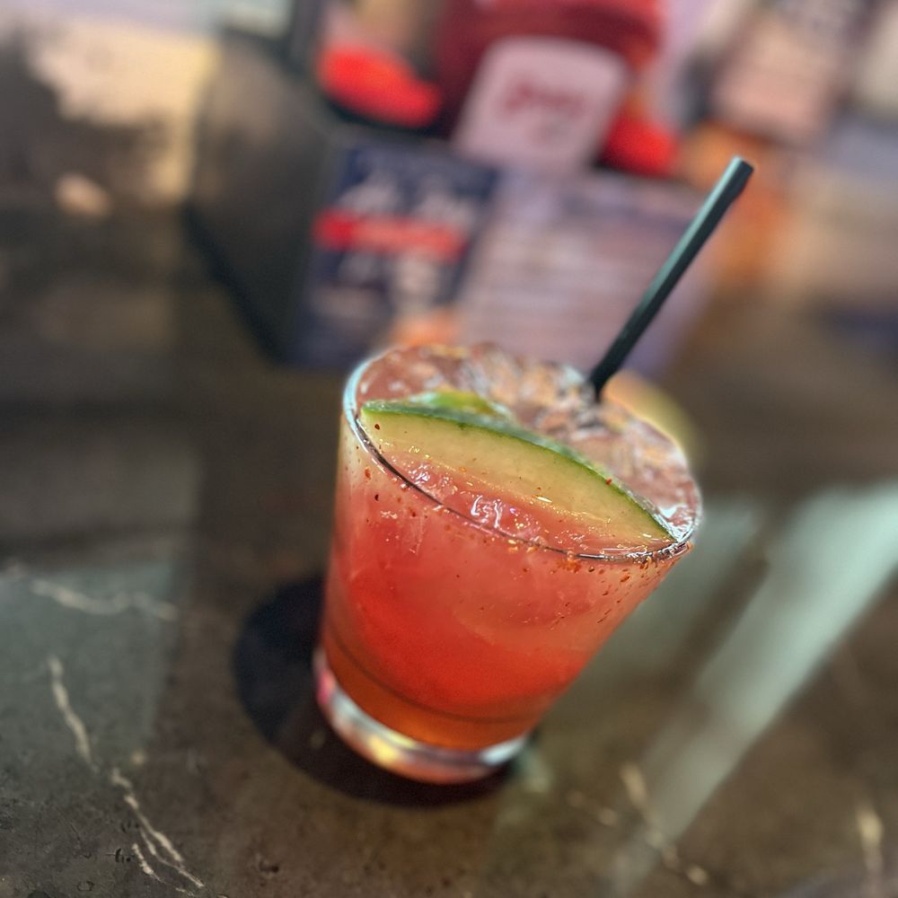 Bubba's 33 - Watermelon Margarita - Pizza Near Me - Chesapeake, Virginia