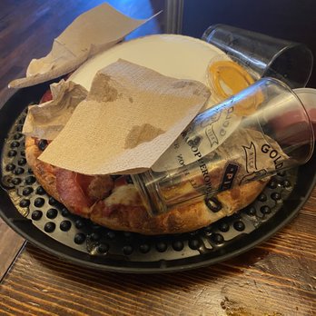 Gold Dust Pizza - Fly pizza - Pizza Near Me - Ripon, California Gold Dust Pizza - Fly pizza - Pizza Near Me - Ripon, California