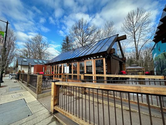 Snoqualmie Falls Brewery by null