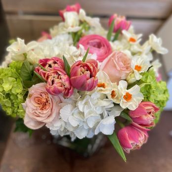 Hallie's Garden - Florists Near Me - Somerville, Massachusetts