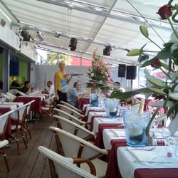Cafe Christophe - CAFE CHRISTOPHE à l'ombre sur la terrasse en Tek