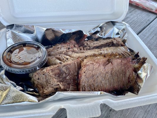 Bee's Barbecue by null