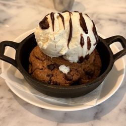 The Cove Restaurant and Bar - Cookie skillet