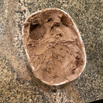 Cold Stone Creamery - a bowl of chocolate ice cream - Ice Cream & Frozen Yogurt Near Me - Bellevue, Washington Cold Stone Creamery - a bowl of chocolate ice cream - Ice Cream & Frozen Yogurt Near Me - Bellevue, Washington