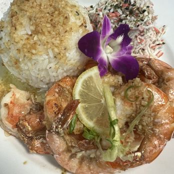 Guieb Cafe - Guieb's Garlic Shrimp - New American Near Me - Aiea, Hawaii