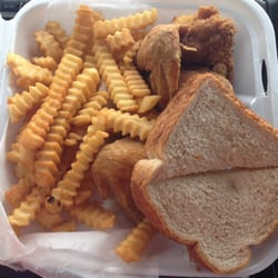 Dyan's Food & Variety - Fried chicken wings and fries $6