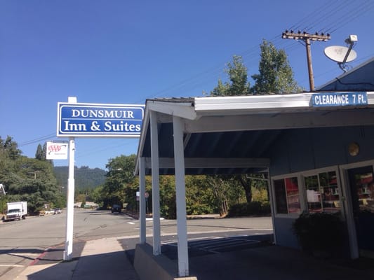 Dunsmuir Inn & Suites by null
