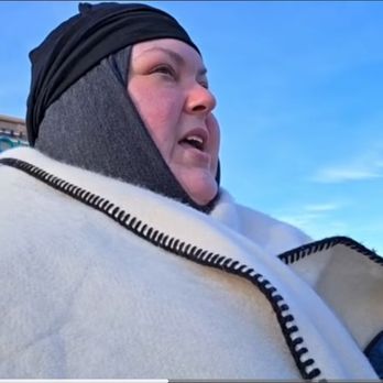 Gloucester Centre - This is the woman that yelled and threatened the security guards at Gloucester Shopping Center - Shopping Centers Near Me - Ottawa, Ontario
