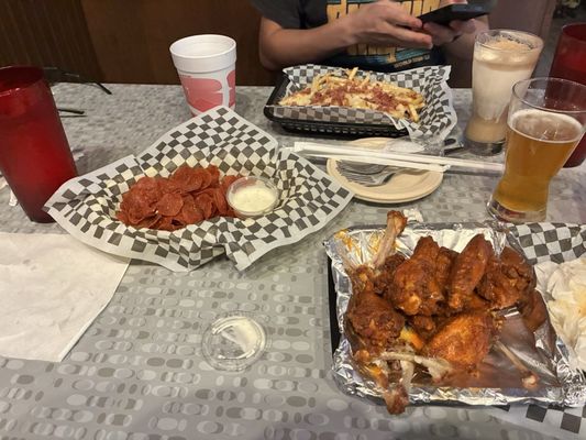 Melting Pot Pizza by null