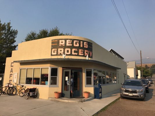 Cafe Regis by null