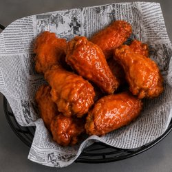 Eli’s Sports Bar & Lounge