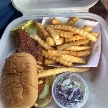 Dave's Hot Chicken - Chicken Shop Near Me - Fairfax, Virginia Dave's Hot Chicken - Chicken Shop Near Me - Fairfax, Virginia
