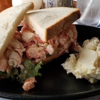 Chart Room - Lobster on Portugese bread with potato salad - Seafood Near Me - Cataumet, Massachusetts