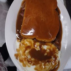 Firehouse Lounge - Hot roast beef and mashed potatoes