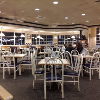 Culver's - Seating Area at Culver's Adrian - Fast Food Near Me - Adrian, Michigan