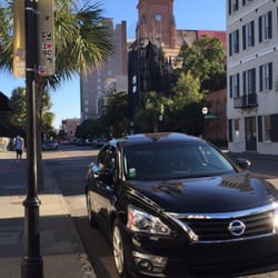 Charleston Cab Company - One of Charleston Cabs limo cars