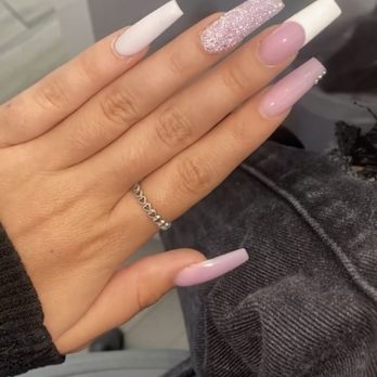 Queen Nails - Nail Salons Near Me - West Chicago, Illinois